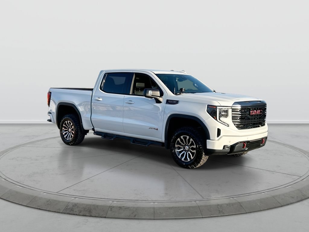 Used 2023 GMC Sierra 1500 AT4 AWD/4WD image 2
