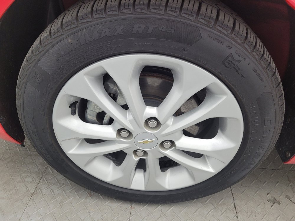 Used 2019 Chevrolet Spark LT FWD image 31