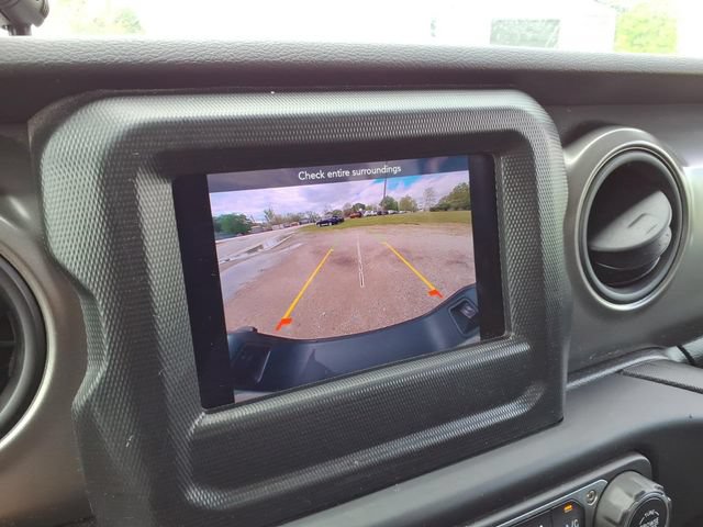 Used 2023 Jeep Gladiator Overland AWD/4WD image 26