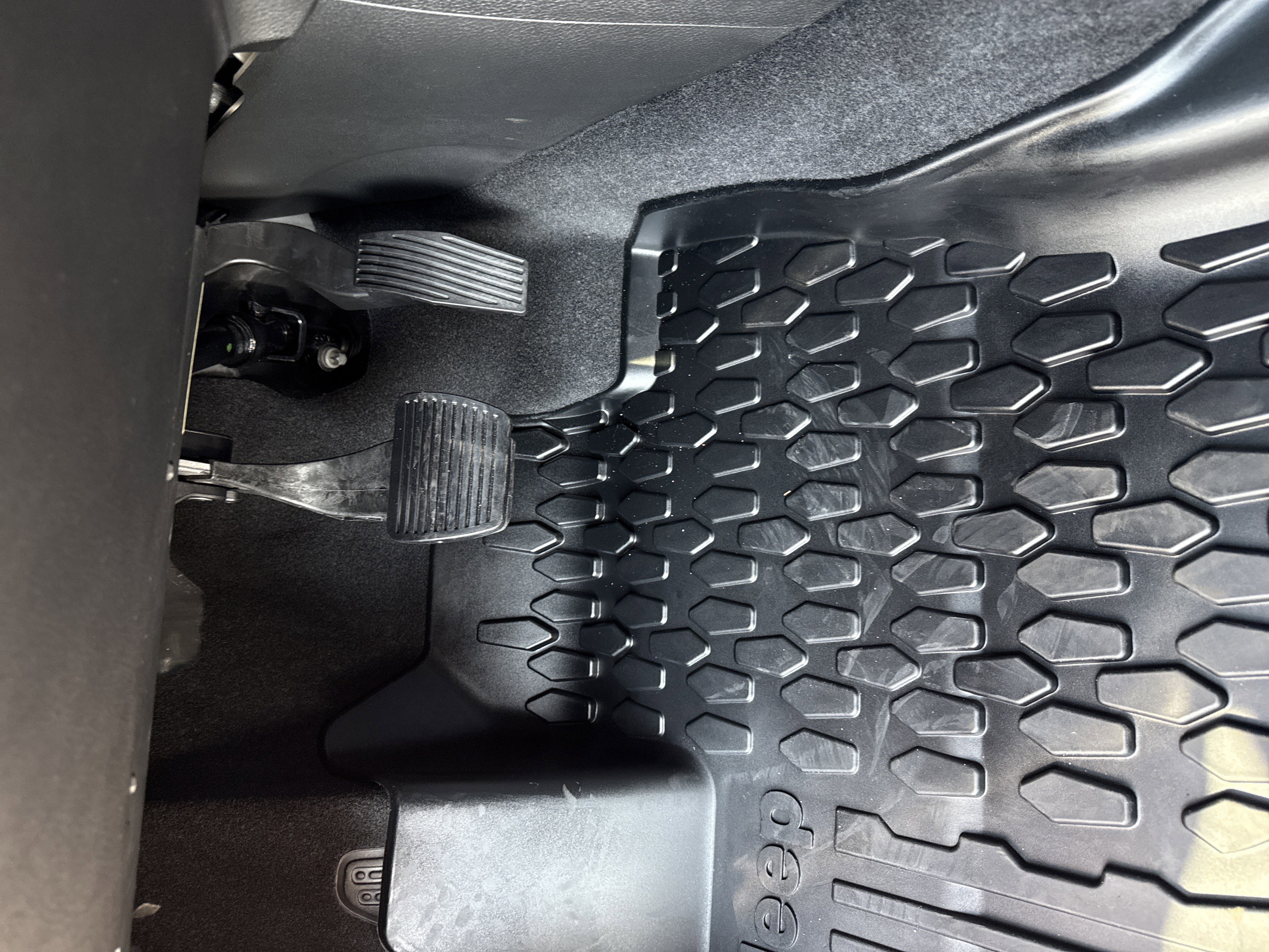 New 2026 Jeep Compass Latitude image 15