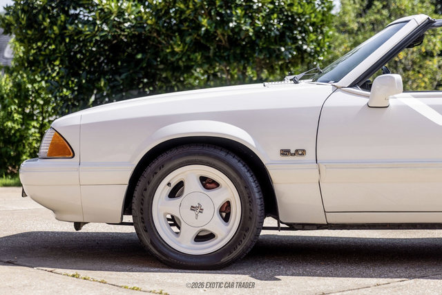 Used 1993 Ford Mustang LX RWD image 4