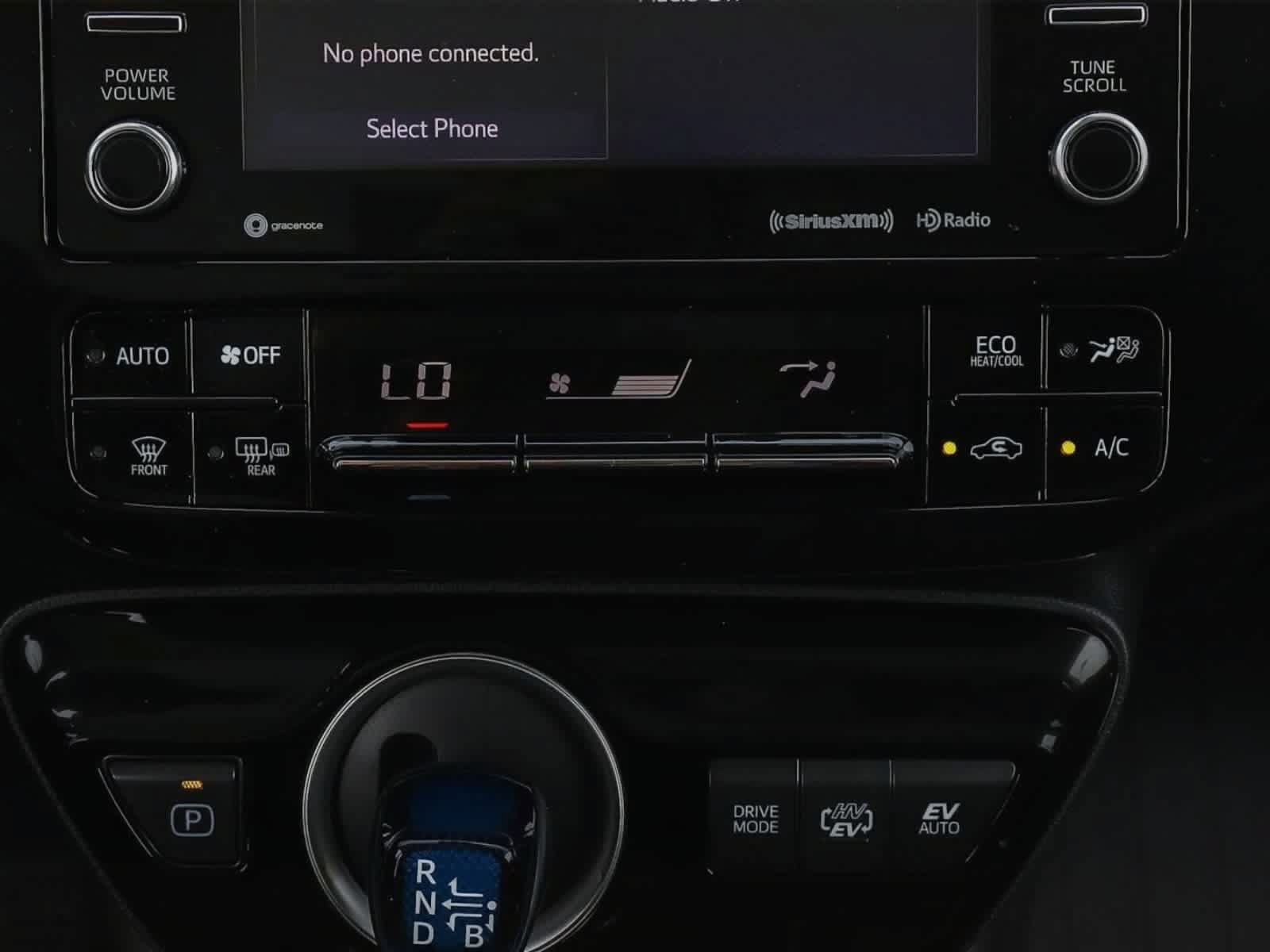 Used 2020 Toyota Prius Prime LE FWD image 21