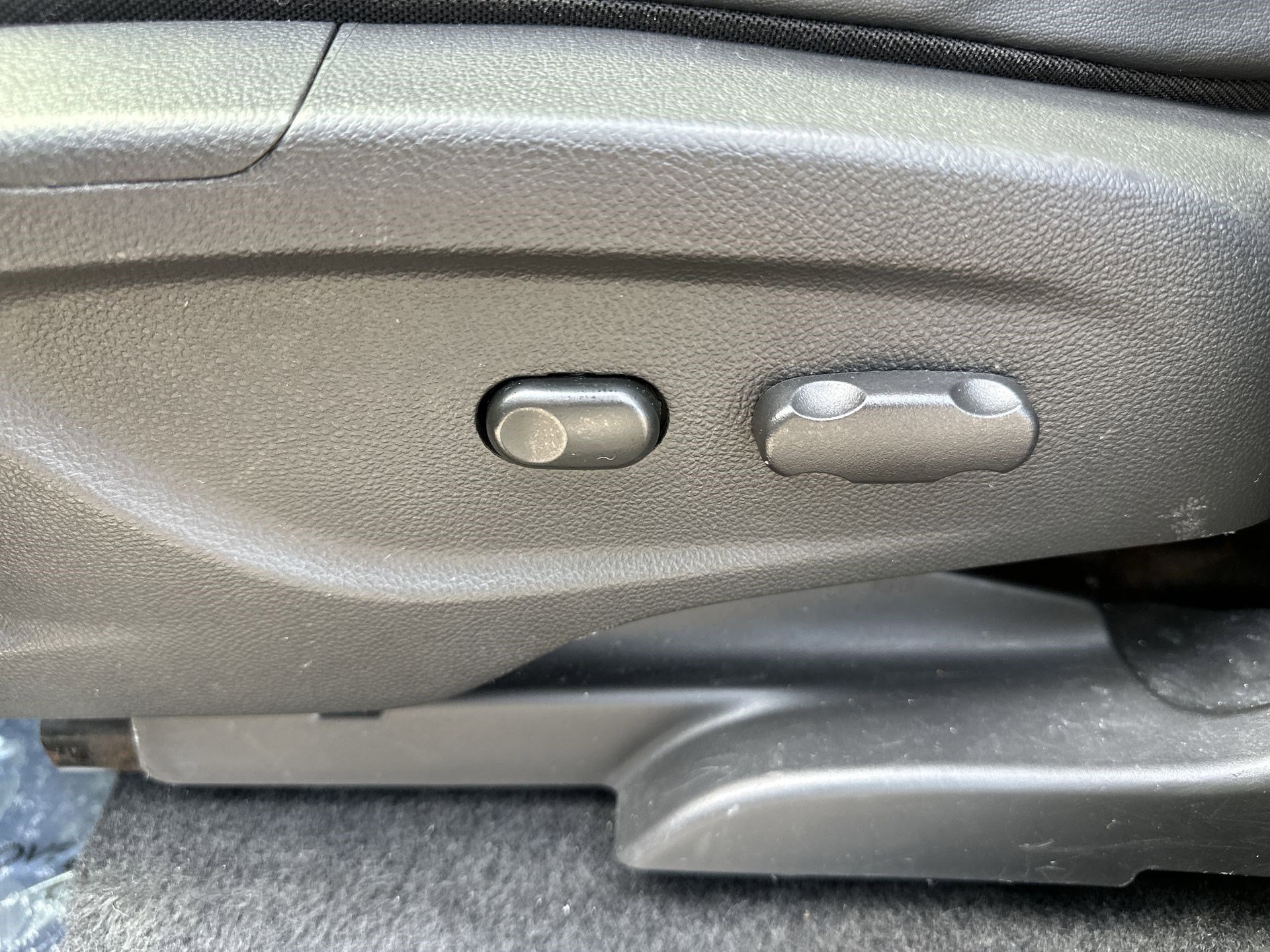 Used 2019 Buick Encore Preferred w/ Safety Package FWD image 14