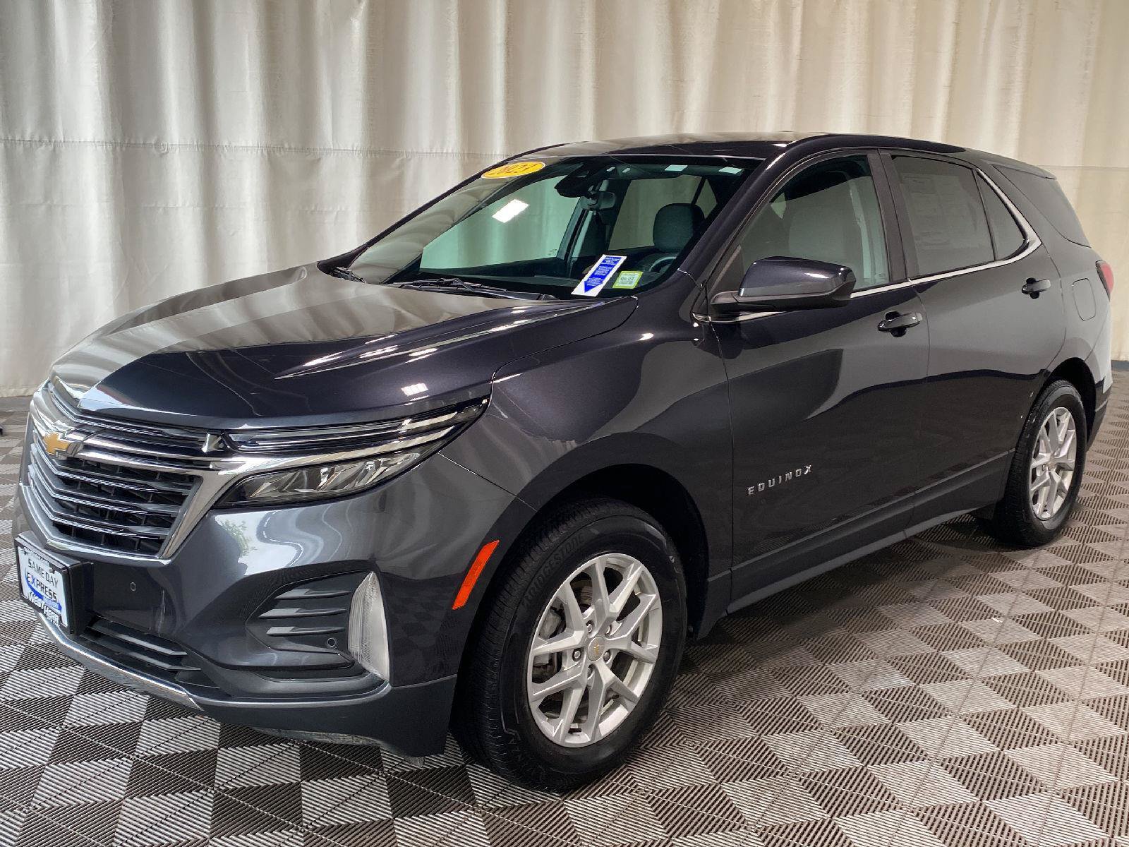 Used 2023 Chevrolet Equinox LT AWD/4WD image 5