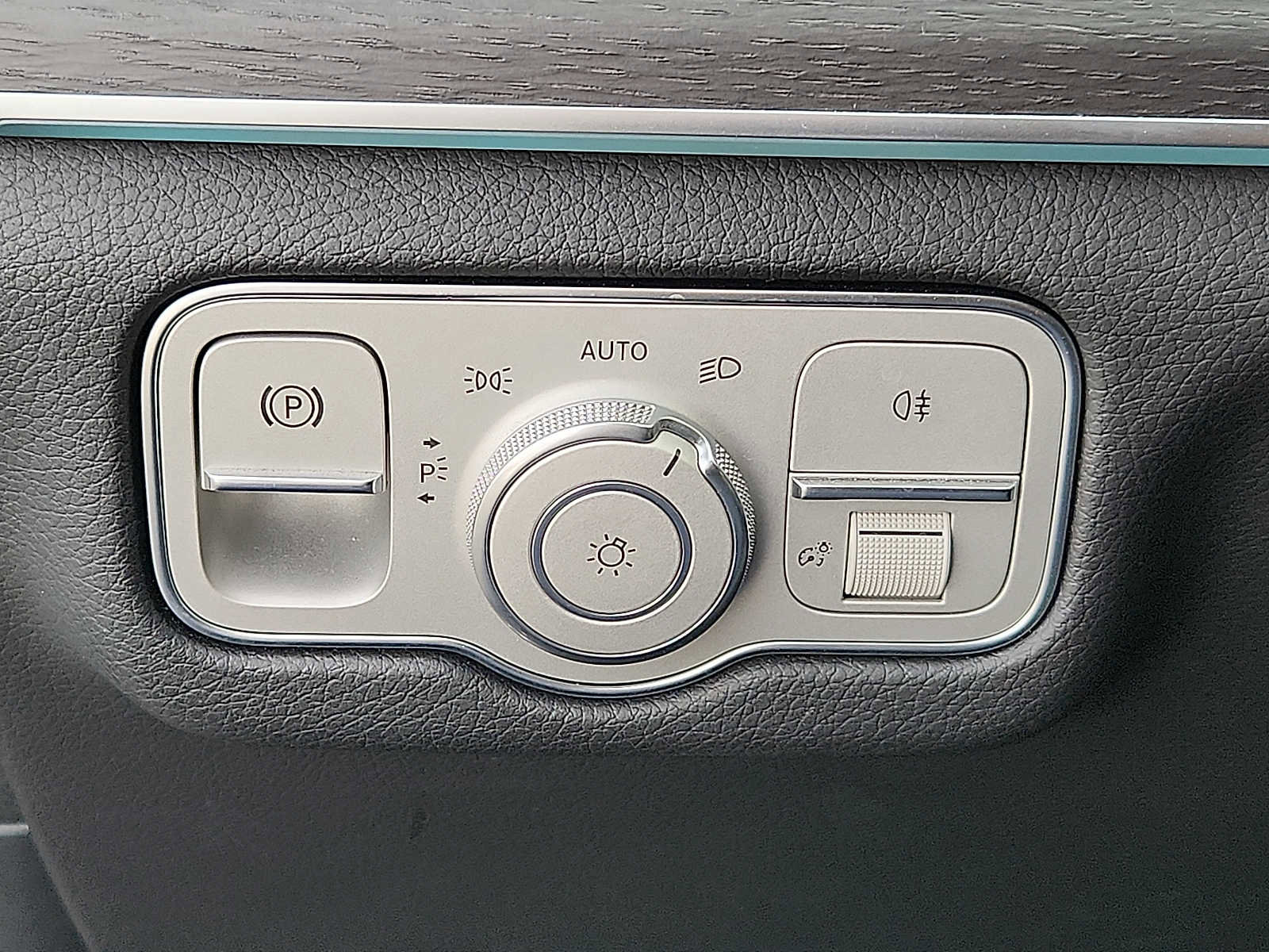 Used 2022 Mercedes-Benz GLE 350 4MATIC image 22