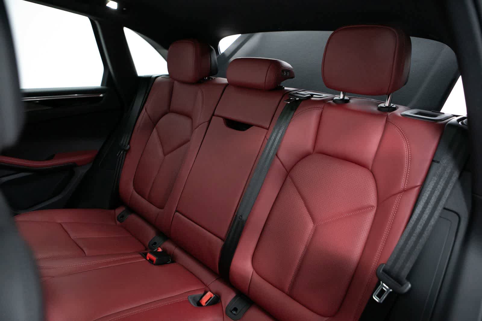 New 2026 Porsche Macan S AWD/4WD image 37