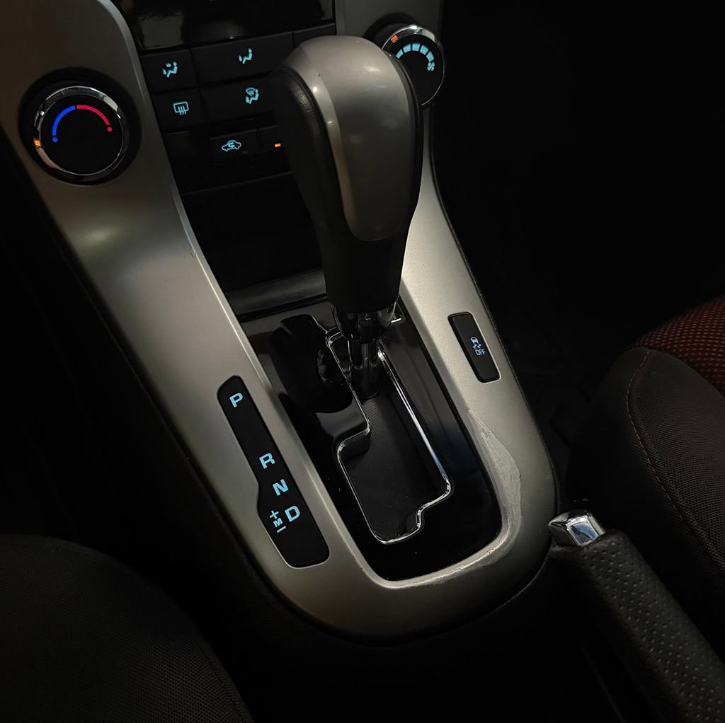 Used 2014 Chevrolet Cruze LT FWD image 20