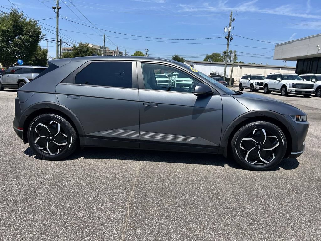 Used 2023 Hyundai Ioniq 5 SEL w/ Cargo Package AWD/4WD image 2