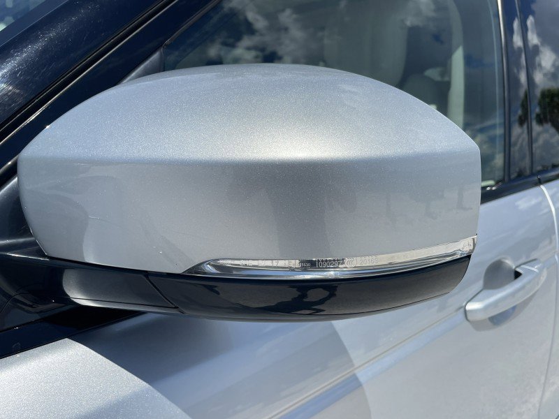 Used 2019 Land Rover Range Rover Sport HSE image 32