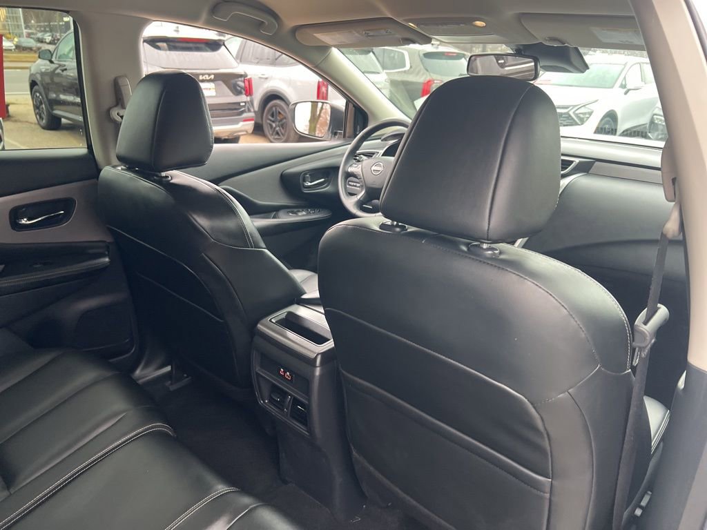 Certified 2024 Nissan Murano SV w/ SV Midnight Edition Package image 15