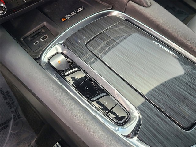 Used 2024 Buick Enclave Essence w/ Technology Package image 35