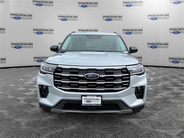 New 2025 Ford Explorer Active w/ Active Comfort Package image 8
