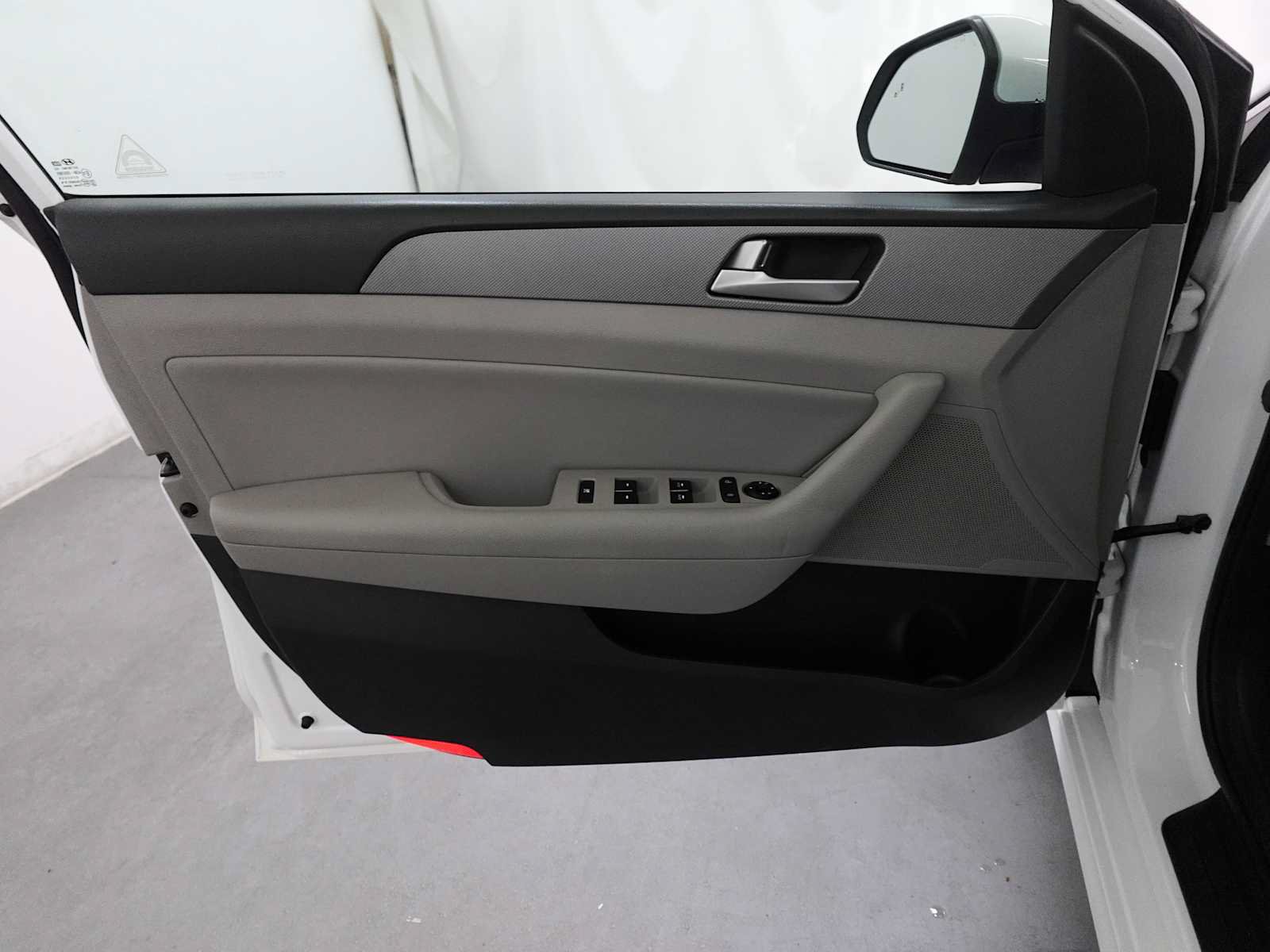 Used 2019 Hyundai Sonata Plug-In Hybrid FWD image 10