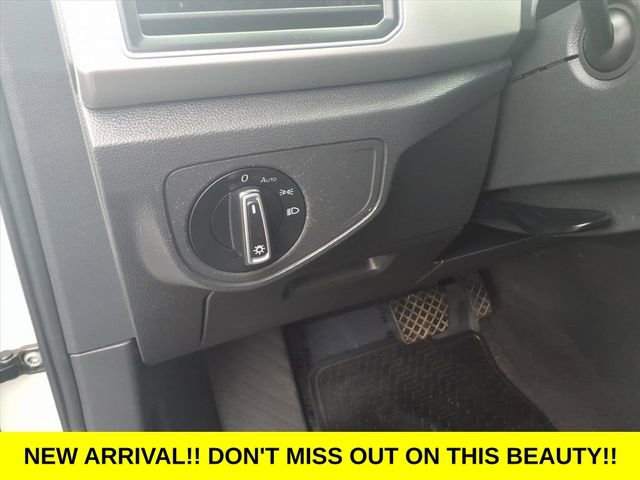 Used 2019 Volkswagen Atlas S image 16