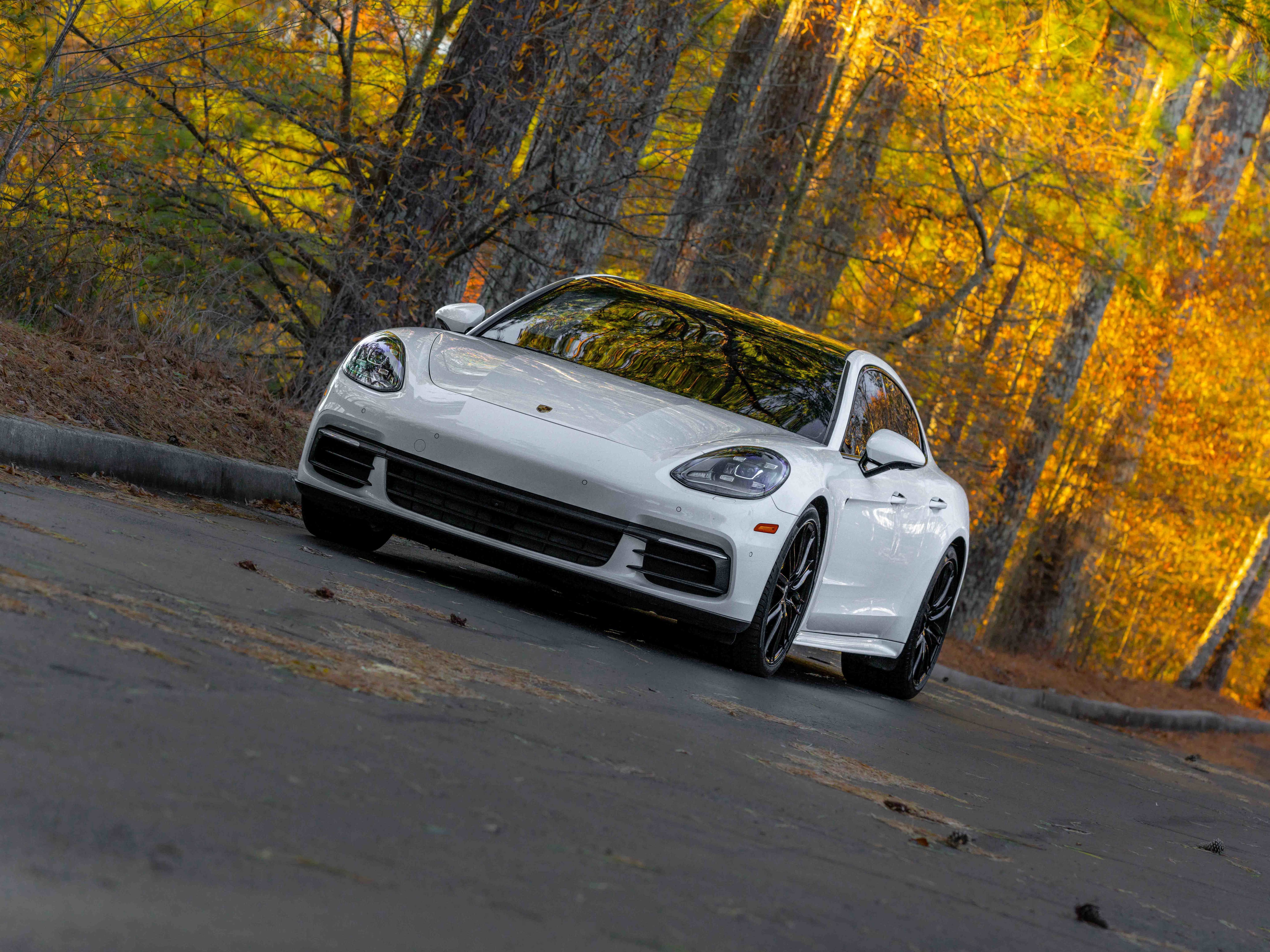 Used 2017 Porsche Panamera image 50