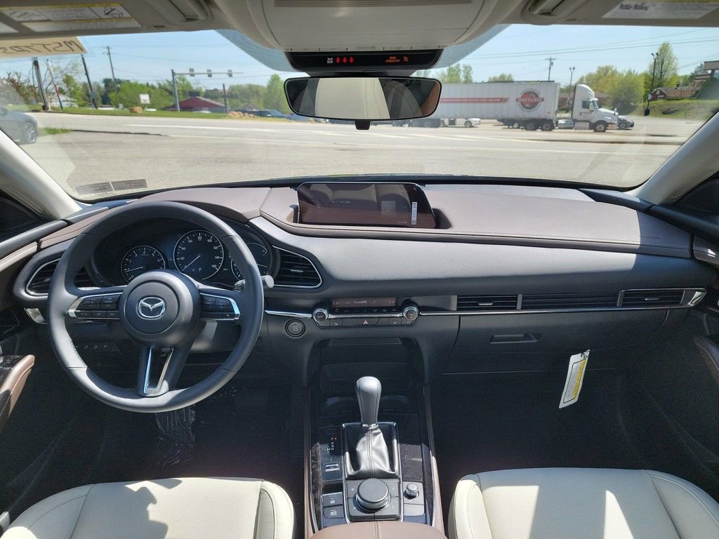 Certified 2025 MAZDA CX-30 AWD 2.5 S w/ Premium Package image 18