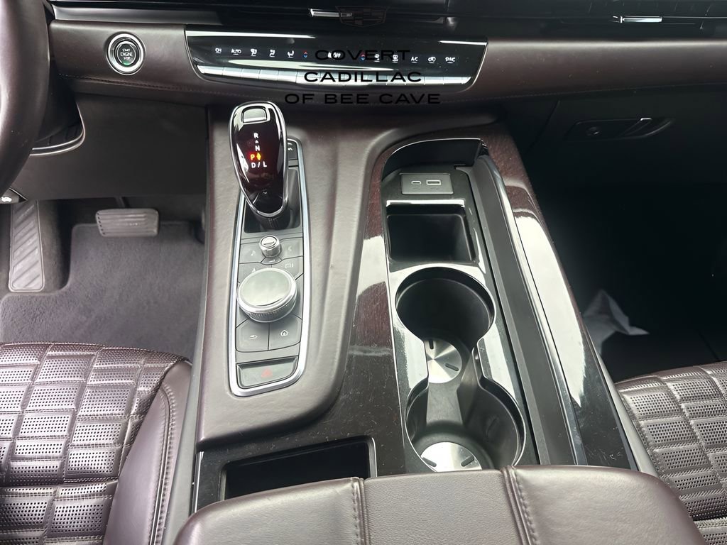 Used 2022 Cadillac Escalade Sport Platinum w/ Heavy-Duty Trailer Package image 44