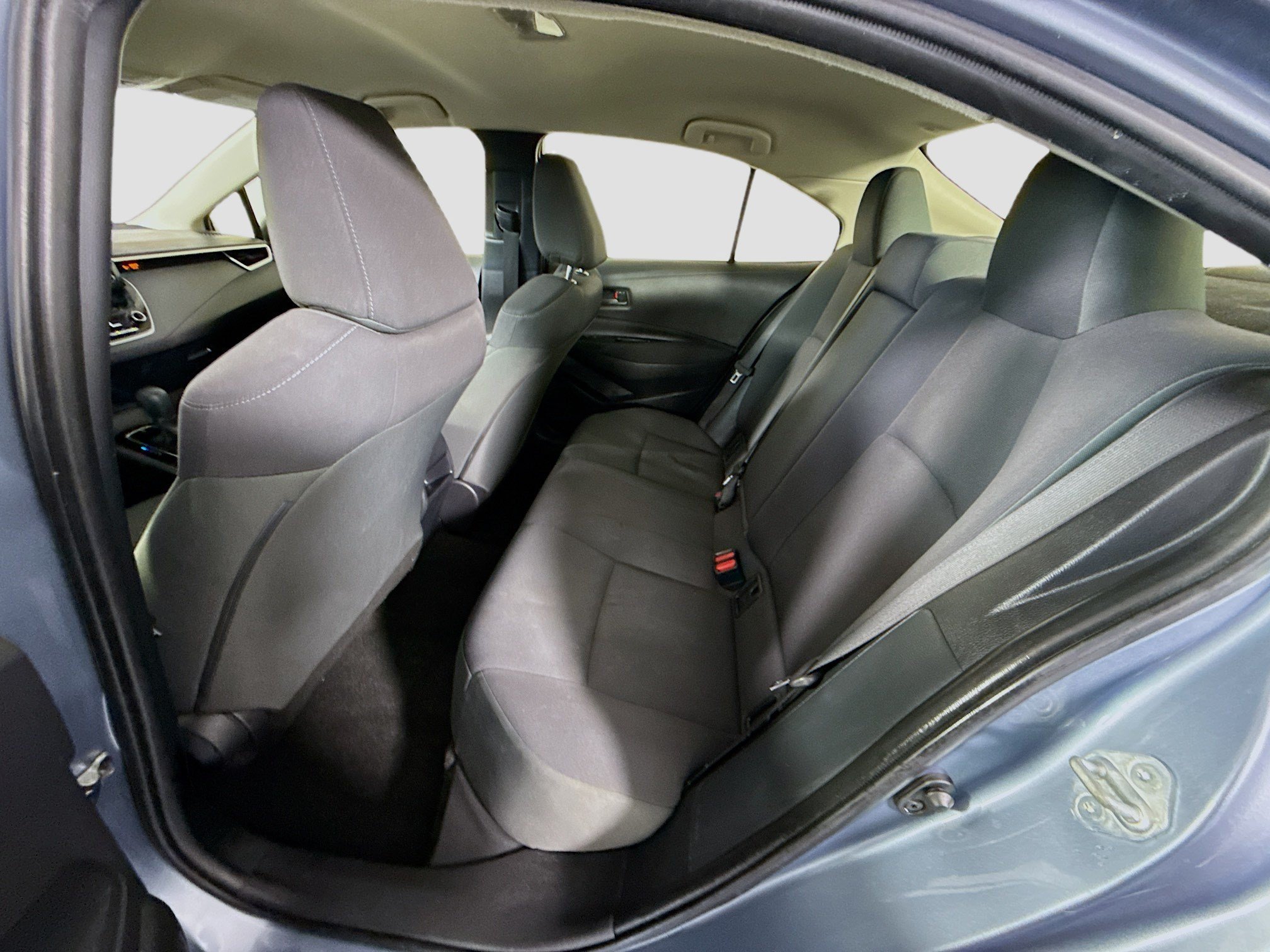 Used 2022 Toyota Corolla LE FWD image 24