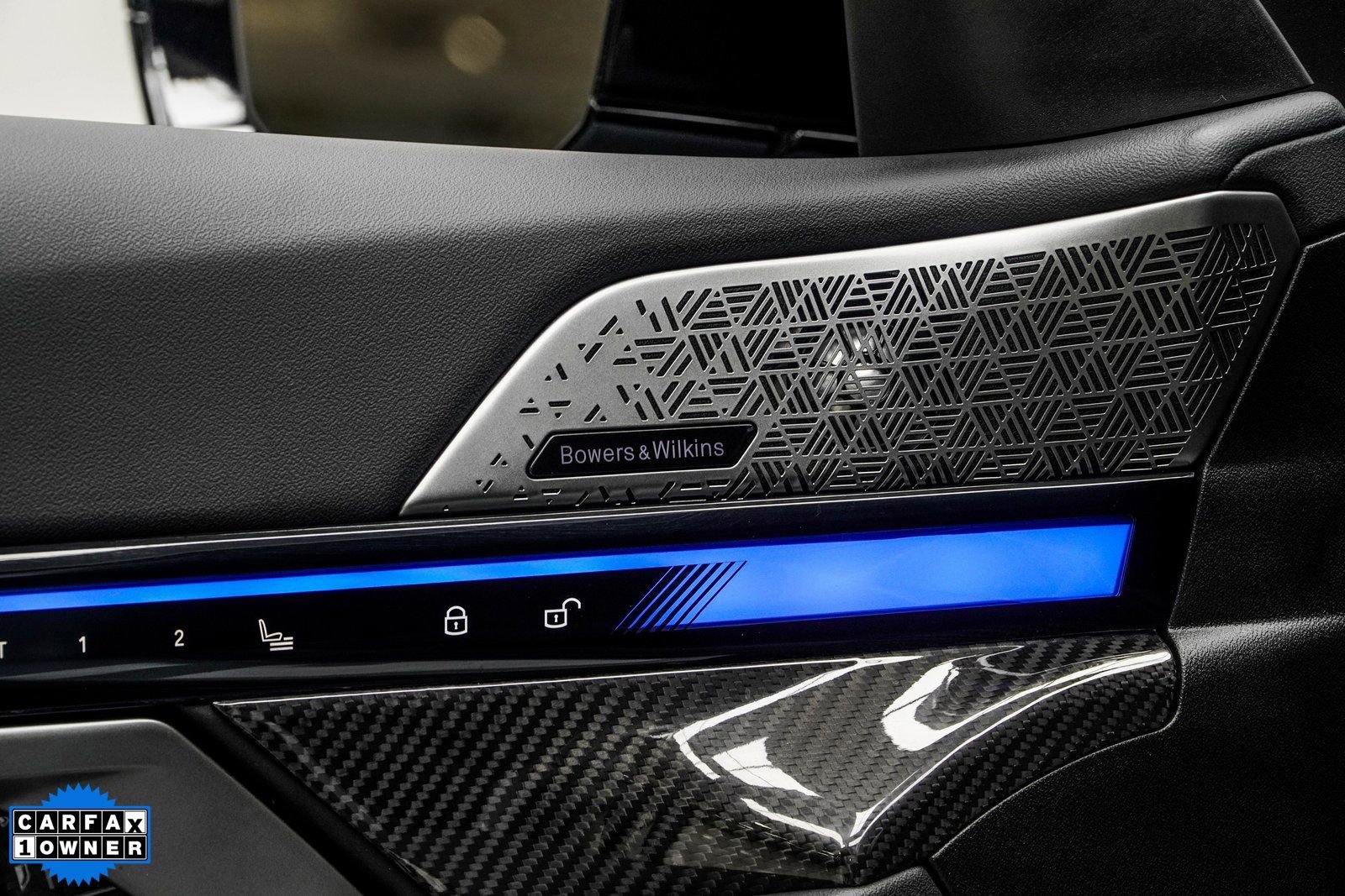 Used 2025 BMW i5 M60 w/ Premium Package image 33