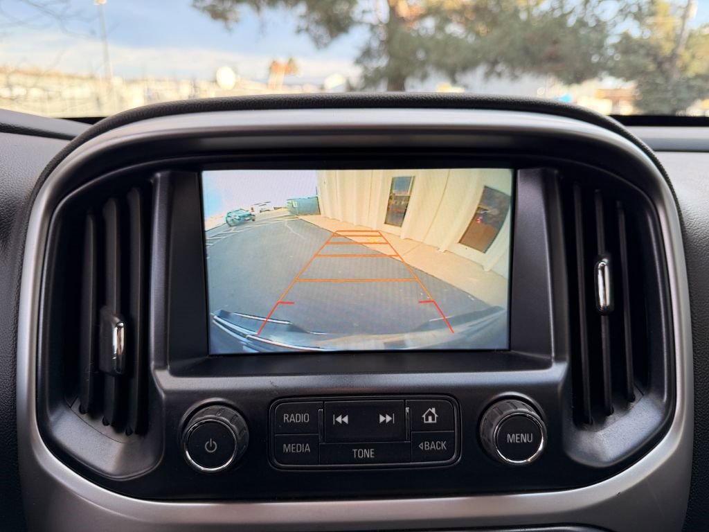 Used 2017 Chevrolet Colorado ZR2 image 23