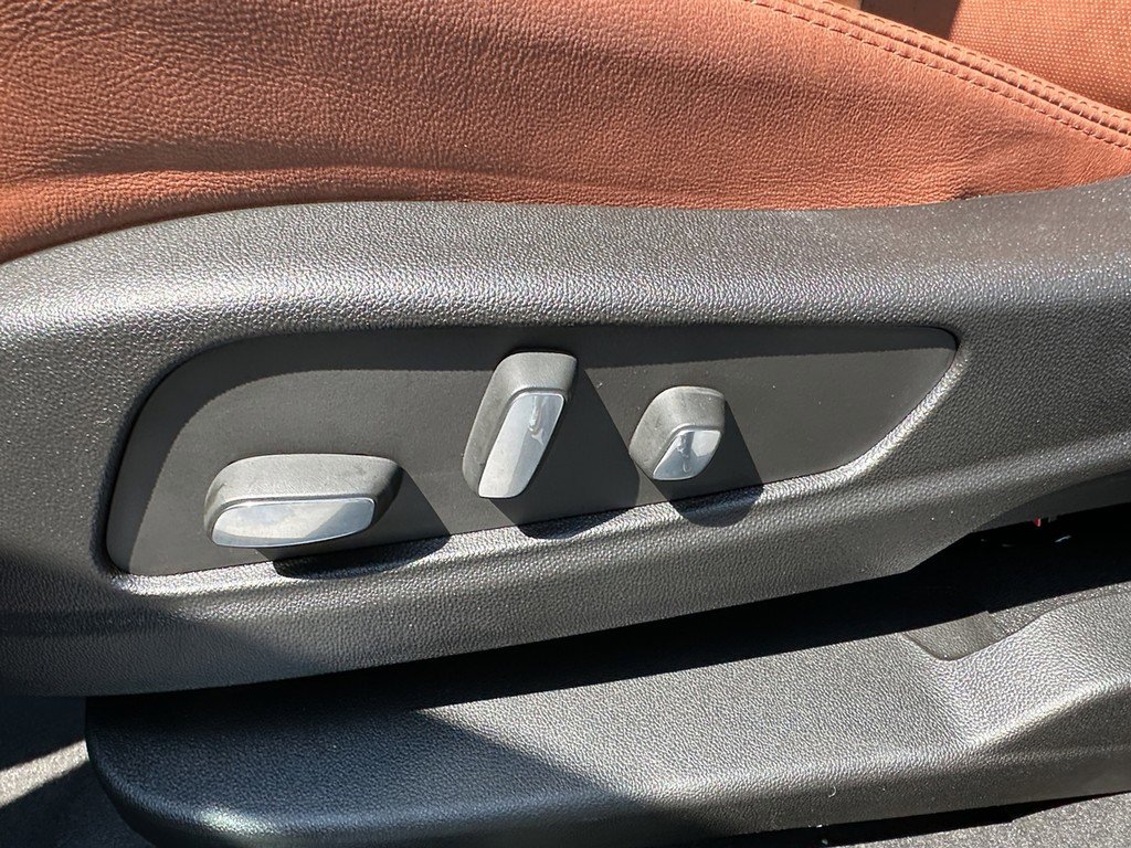 New 2025 Cadillac XT5 Premium Luxury image 16