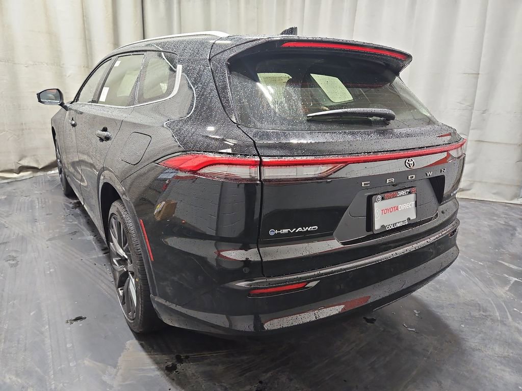 New 2025 Toyota Crown Signia image 6