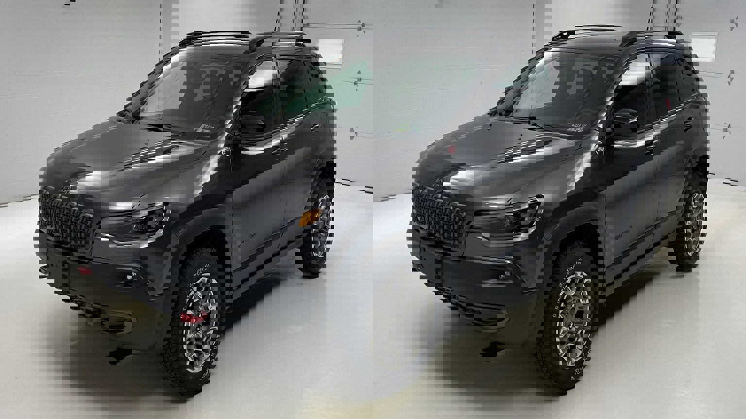 Certified 2022 Jeep Cherokee Trailhawk image 1