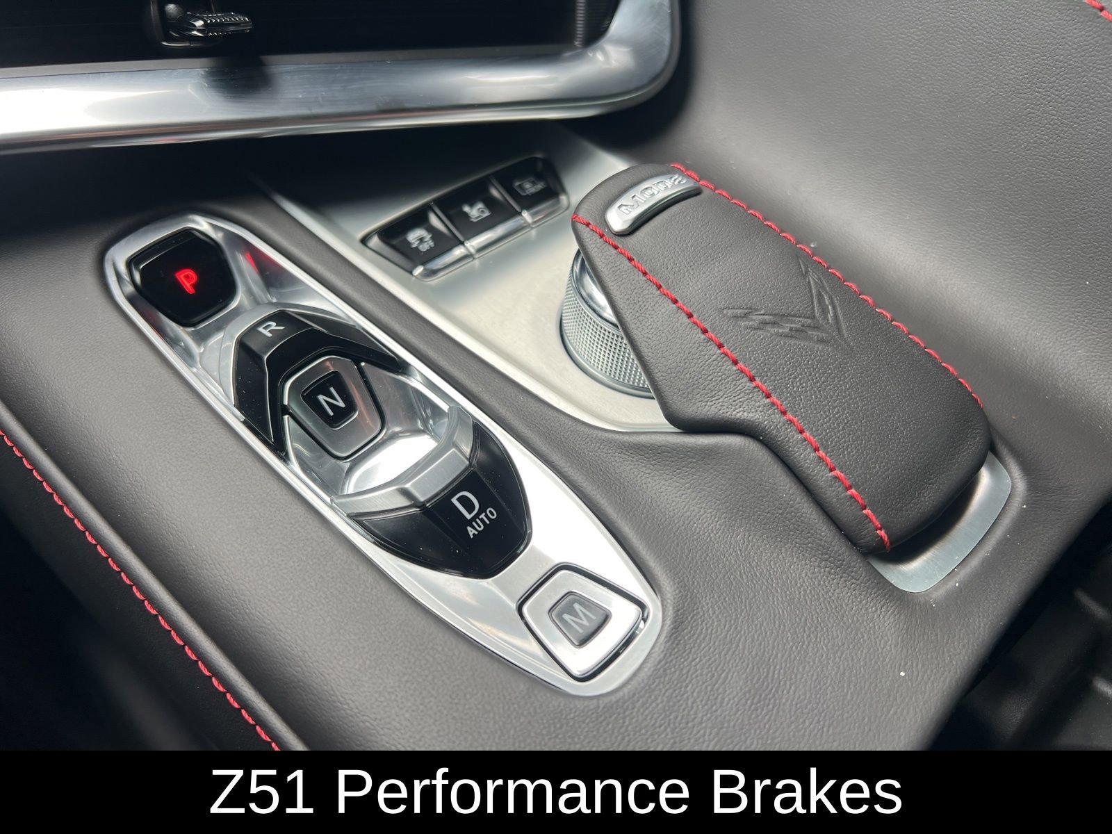 Used 2025 Chevrolet Corvette Stingray Premium Cpe w/ Z51 Performance Package image 19