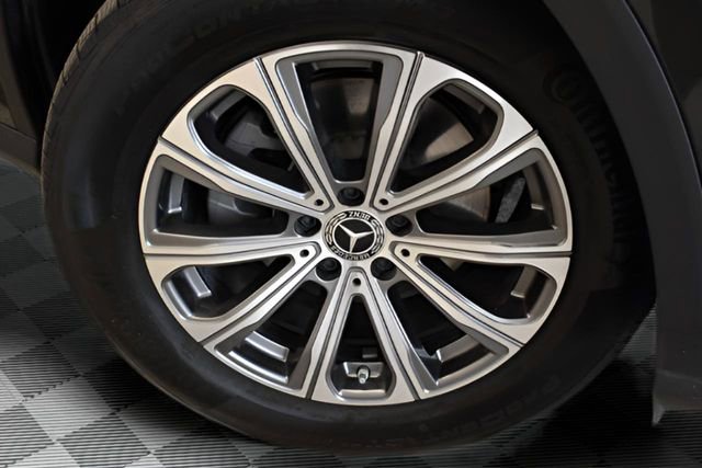 New 2026 Mercedes-Benz GLC 300 4MATIC image 14