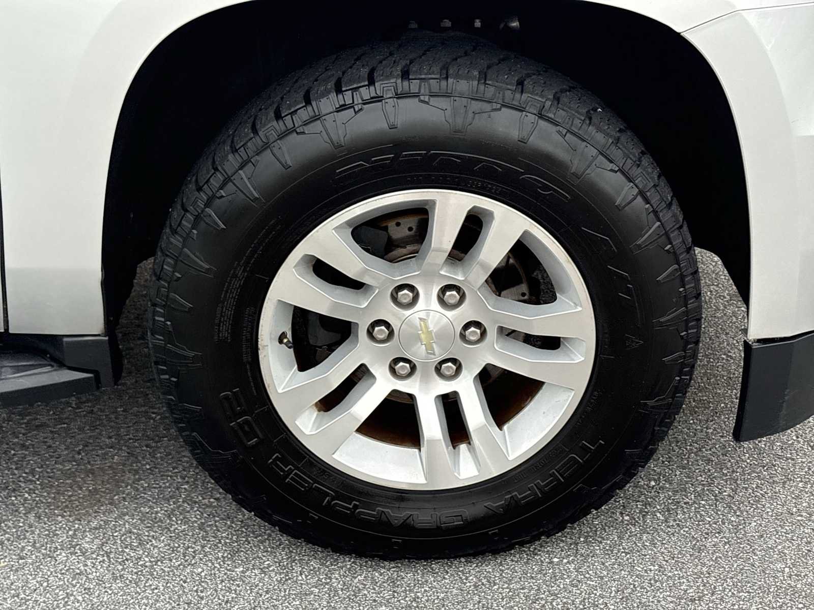 Used 2019 Chevrolet Suburban LT AWD/4WD image 32