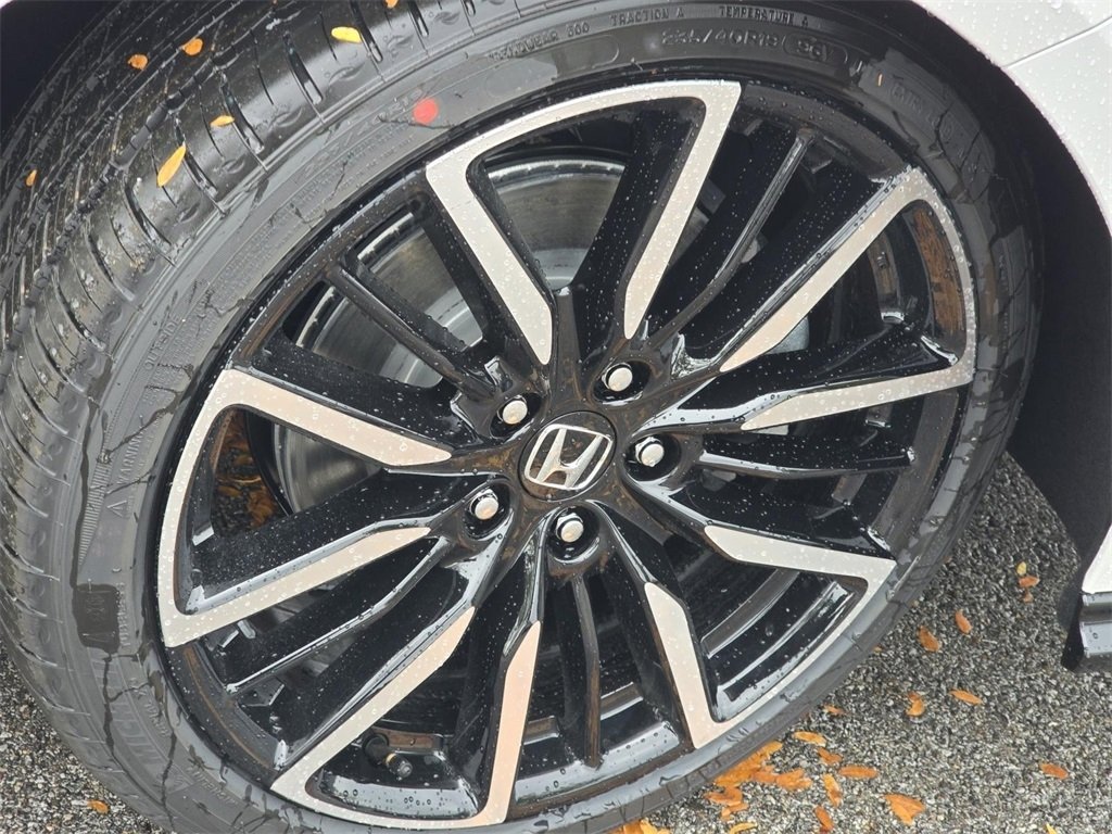 New 2025 Honda Accord Touring image 11