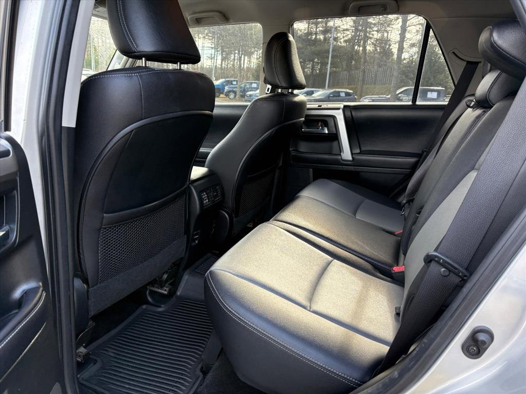 Used 2018 Toyota 4Runner SR5 Premium image 20