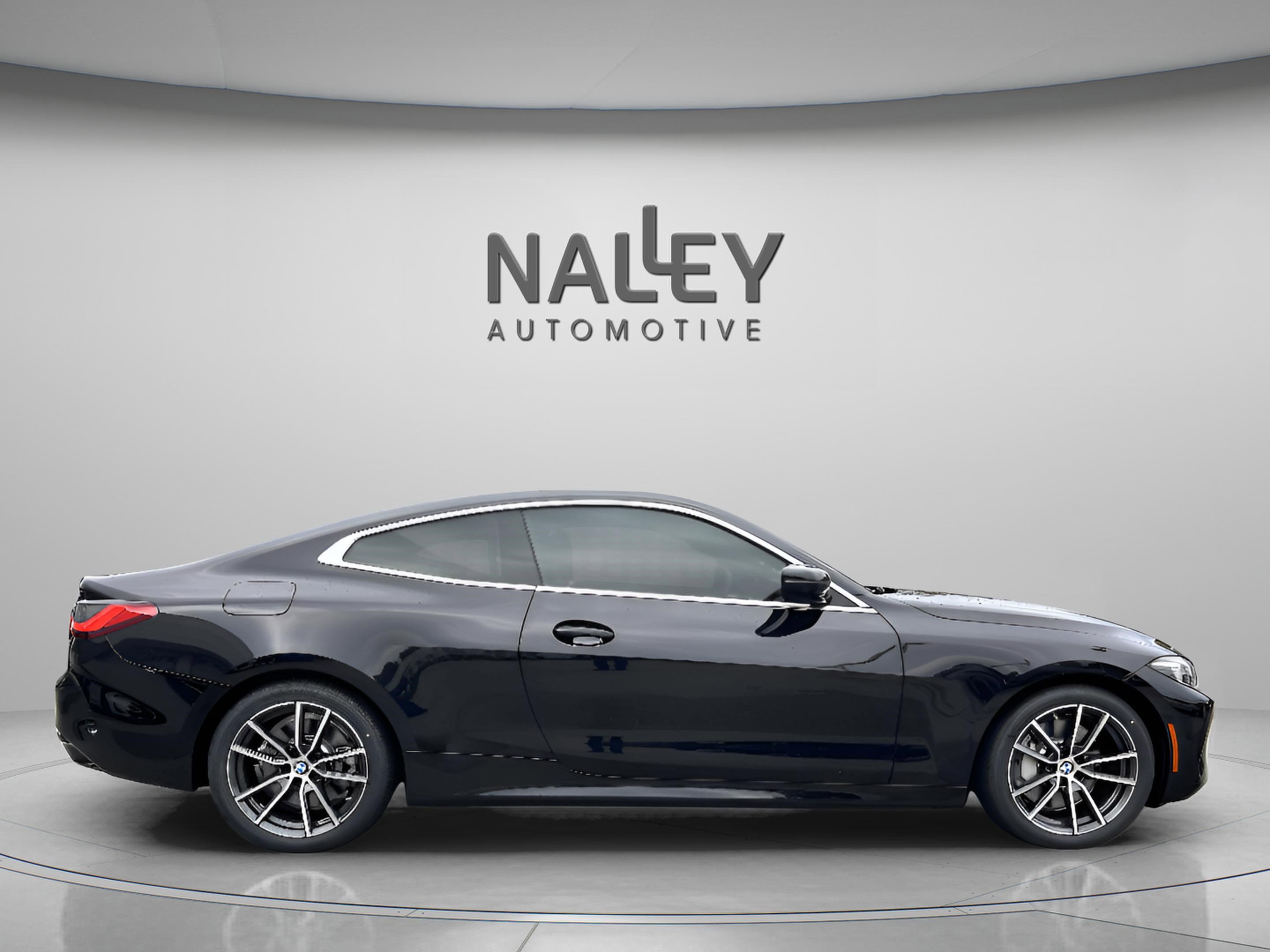 Used 2026 BMW 430i Coupe w/ Premium Package image 4