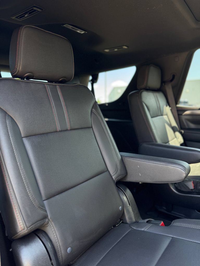 Used 2023 Chevrolet Tahoe RST w/ Luxury Package AWD/4WD image 36