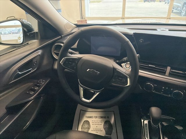 Used 2025 Chevrolet Trax ACTIV w/ Driver Confidence Package image 27