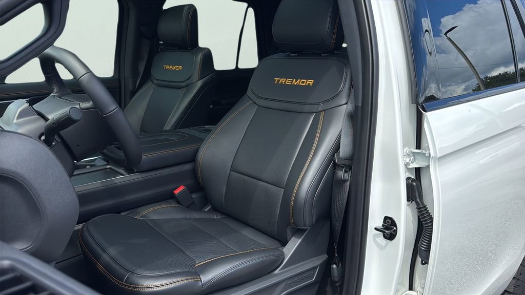 Certified 2025 Ford Expedition Tremor AWD/4WD image 26