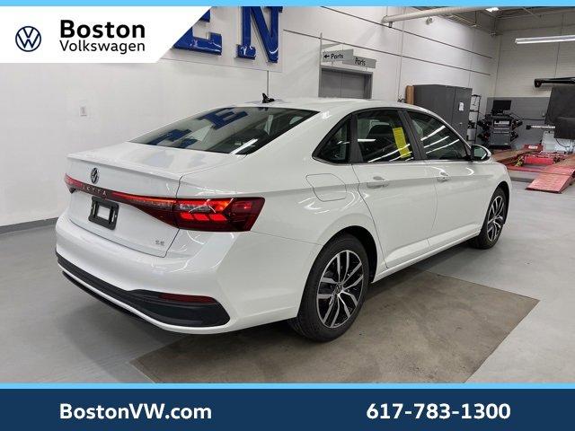 New 2026 Volkswagen Jetta SE image 4