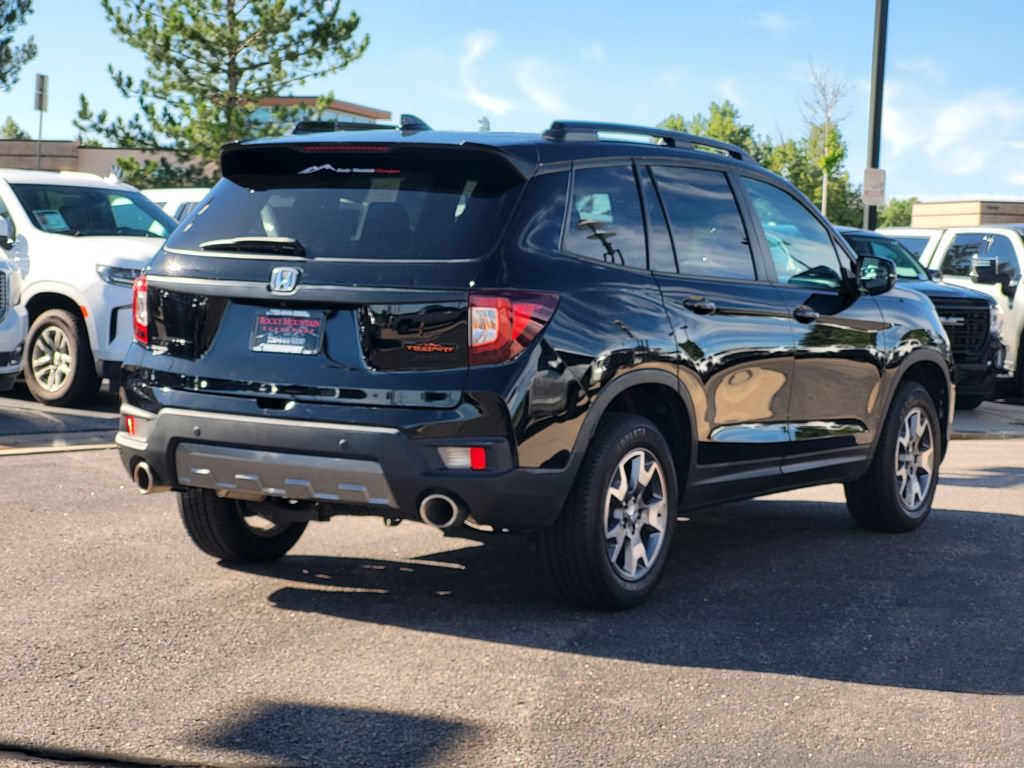 Used 2023 Honda Passport TrailSport image 3