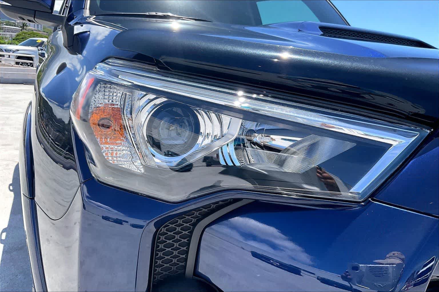 Used 2024 Toyota 4Runner TRD Off-Road Premium w/ Off Road Premium Plus Package AWD/4WD image 31