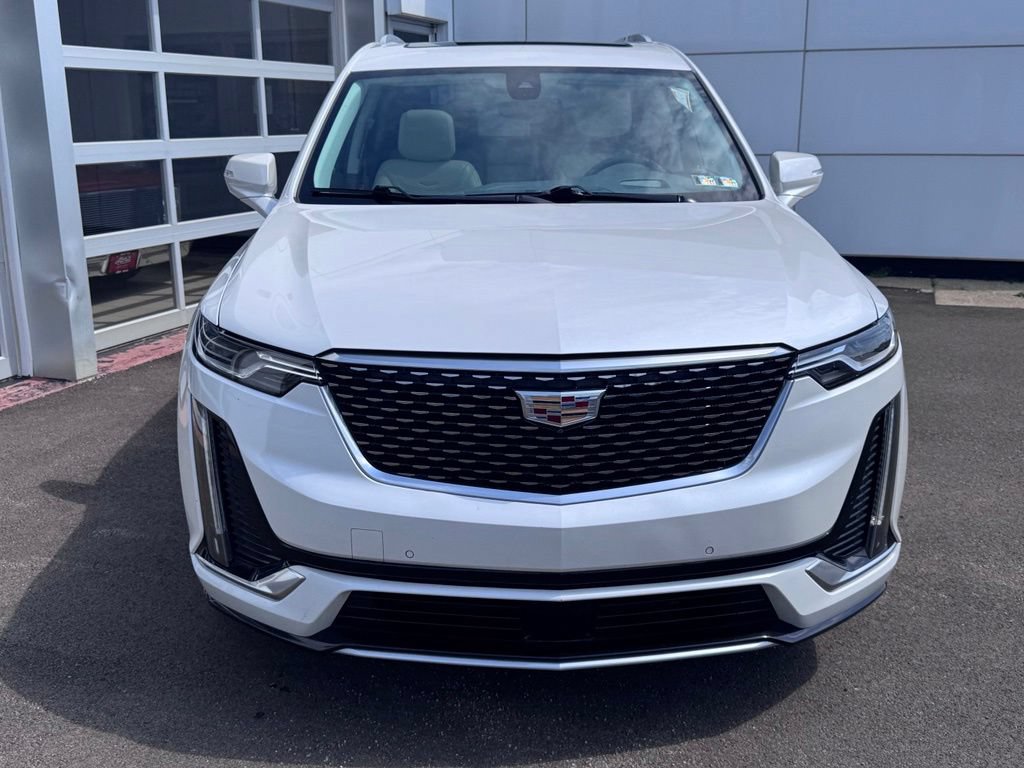 Used 2022 Cadillac XT6 Premium Luxury w/ Technology Package AWD/4WD image 9
