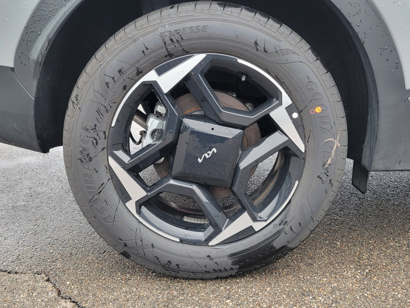 Used 2026 Kia Sportage EX w/ EX Panoramic Sunroof Package image 5