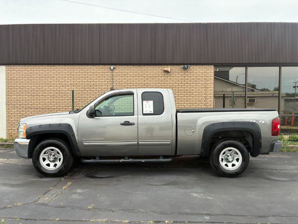 Used 2012 Chevrolet Silverado 1500 LS AWD/4WD image 2