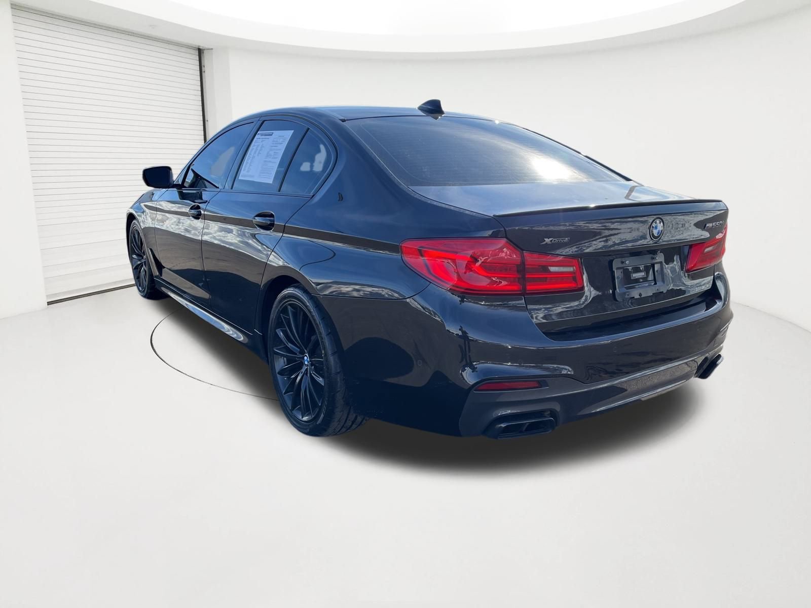 Used 2020 BMW M550i xDrive w/ Premium Package AWD/4WD image 5