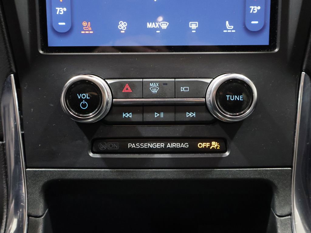 Used 2024 Ford Edge Titanium w/ Equipment Group 301A AWD/4WD image 30