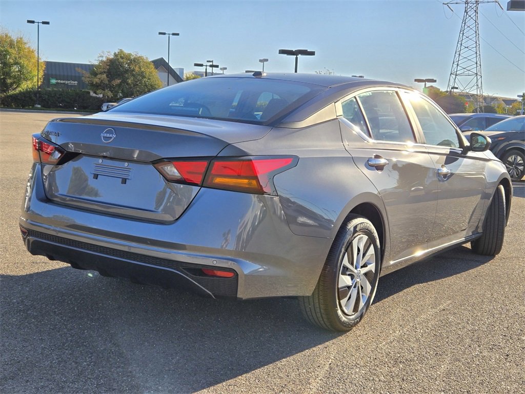 New 2025 Nissan Altima 2.5 S image 5