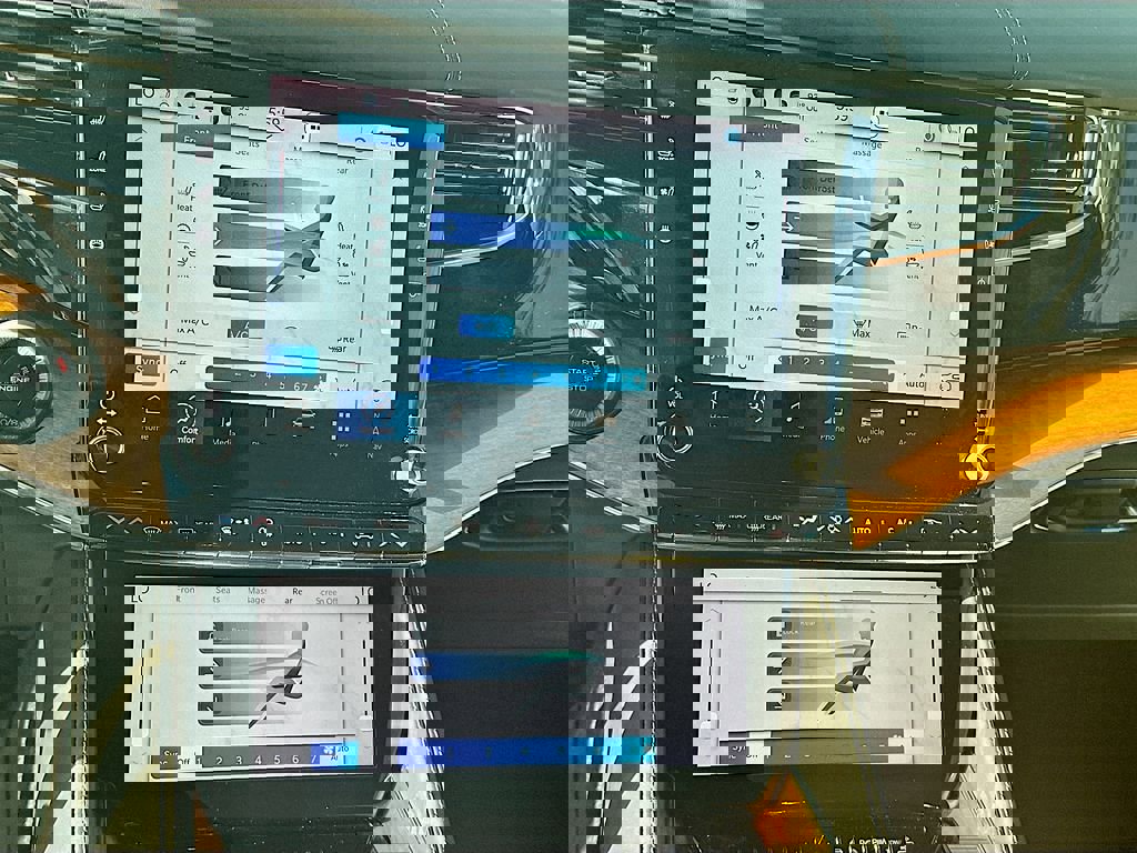 New 2024 Jeep Grand Wagoneer Series III w/ Rear Seat Video Group 1 image 18