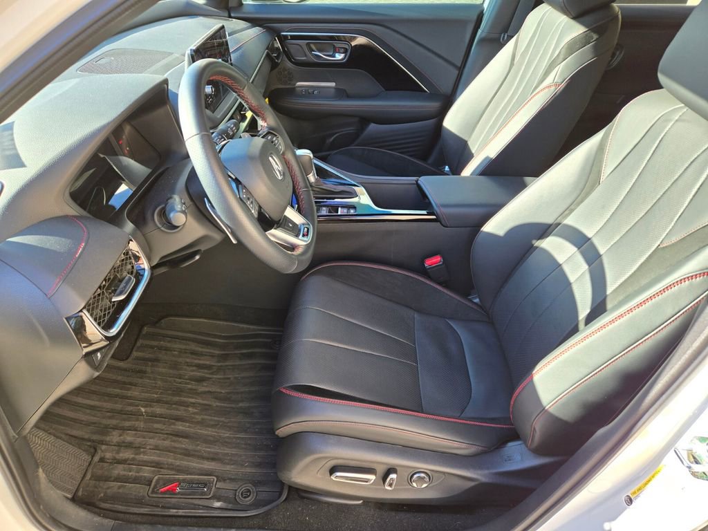 Used 2025 Acura ADX A-Spec image 10