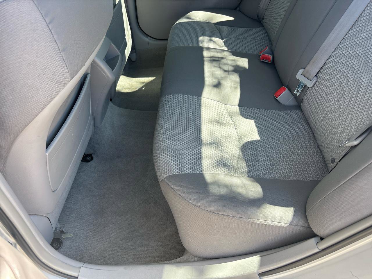 Used 2008 Toyota Camry SE FWD image 29