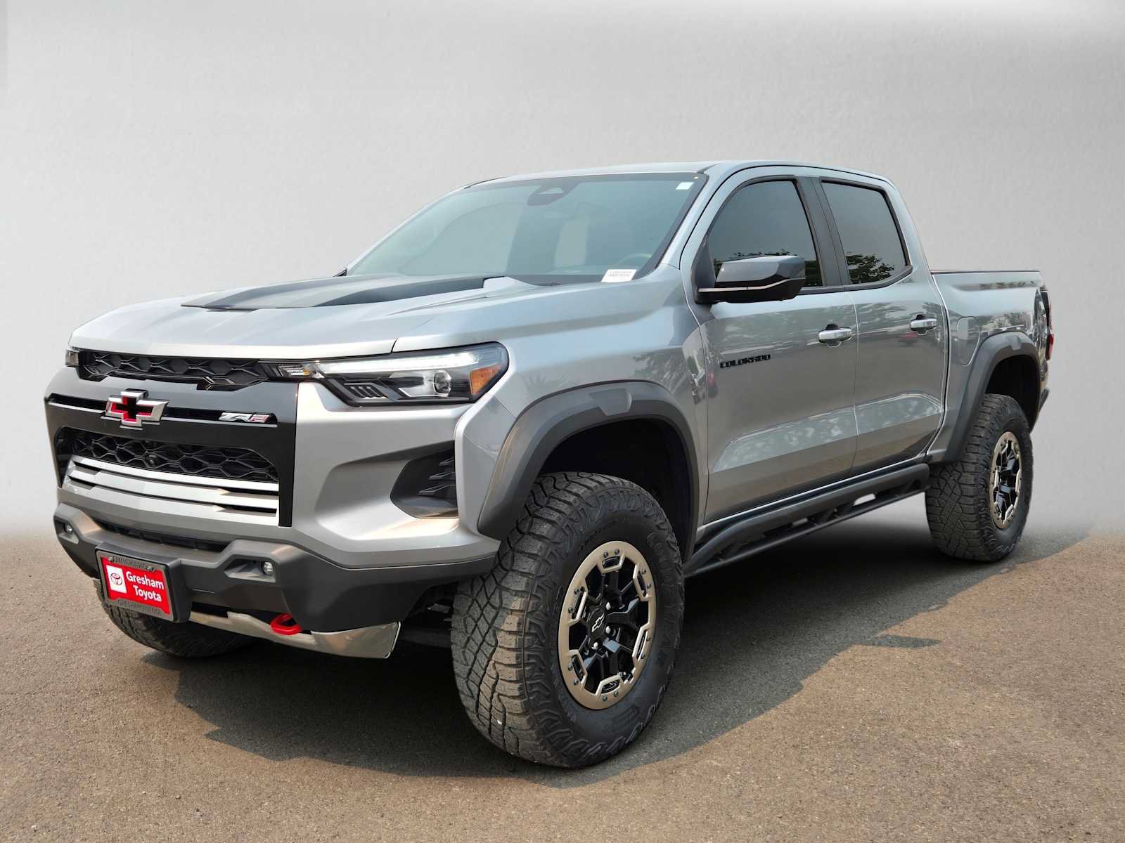 Used 2024 Chevrolet Colorado ZR2 w/ Technology Package AWD/4WD image 7