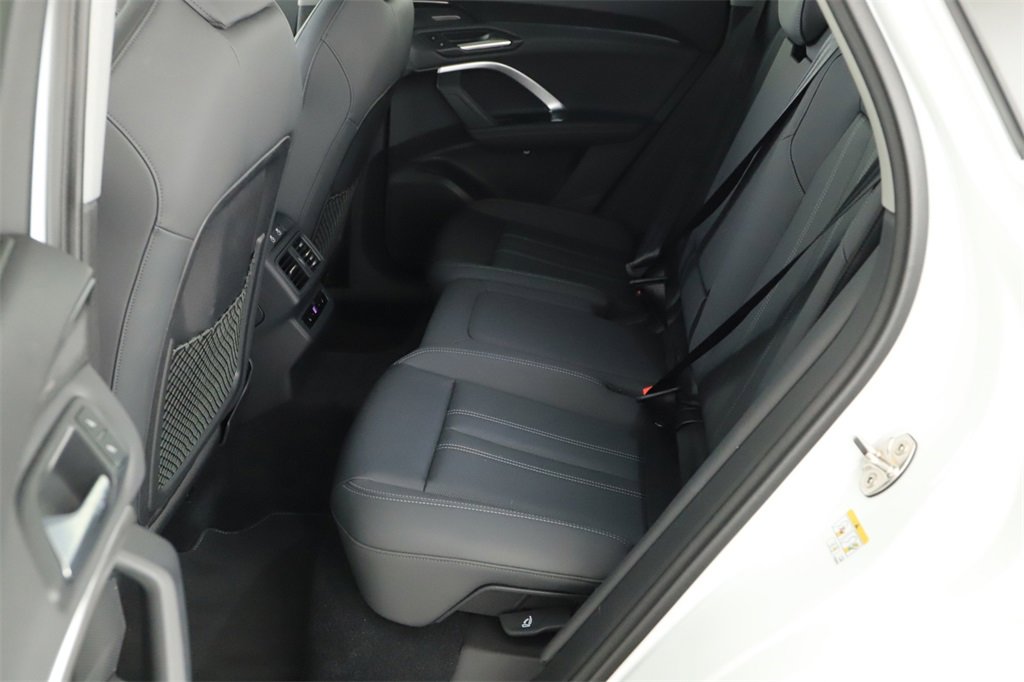 Certified 2025 Audi Q5 Prestige w/ 20" Wheel Package image 28